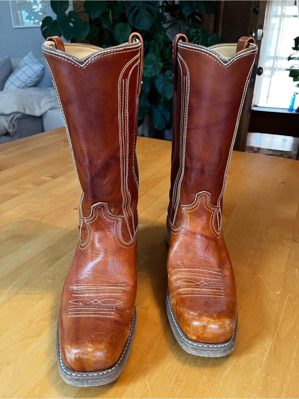 Vintage Chestnut Brown Leather Western Cowboy Boots